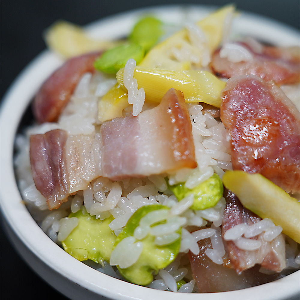 腊肉笋焖饭.jpg