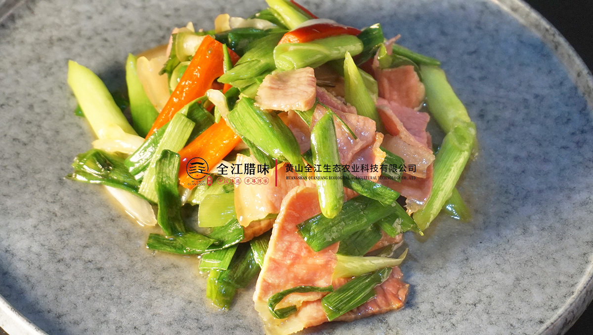 风干咸肉炒大蒜 (2).jpg